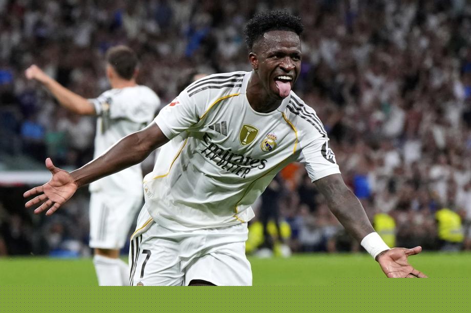 英媒：热刺周六考察了阿克利乌什，他的费用将超过5000万镑