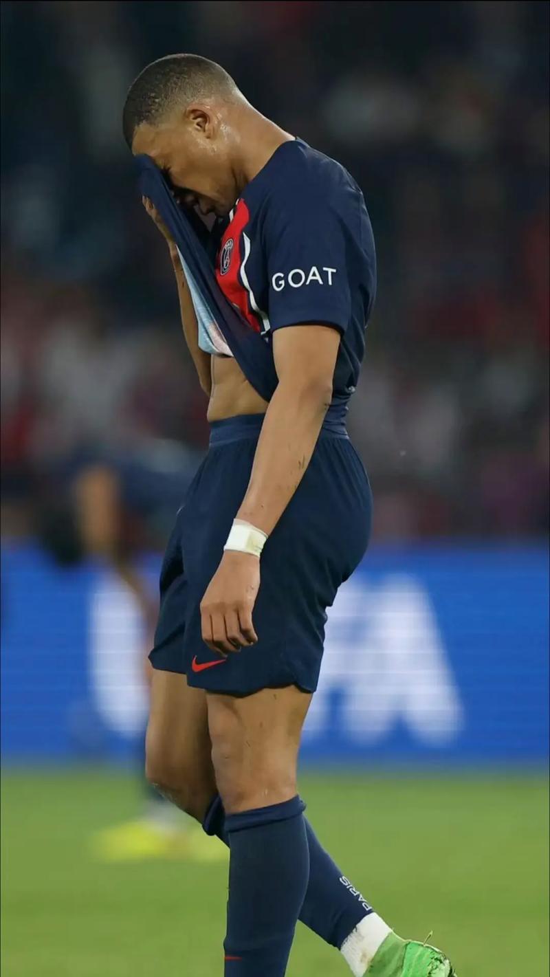 世体：希门尼斯全程参与马竞训练，尼古拉斯和朗格莱缺席训练